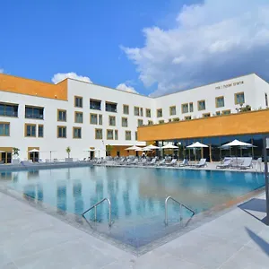 Mk Tirana 5*, Tirana Albanie