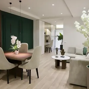 La Grand - New Bazaar Appartement Tirana