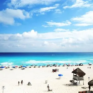 Mio Boutique 5*, Cancún Mexique