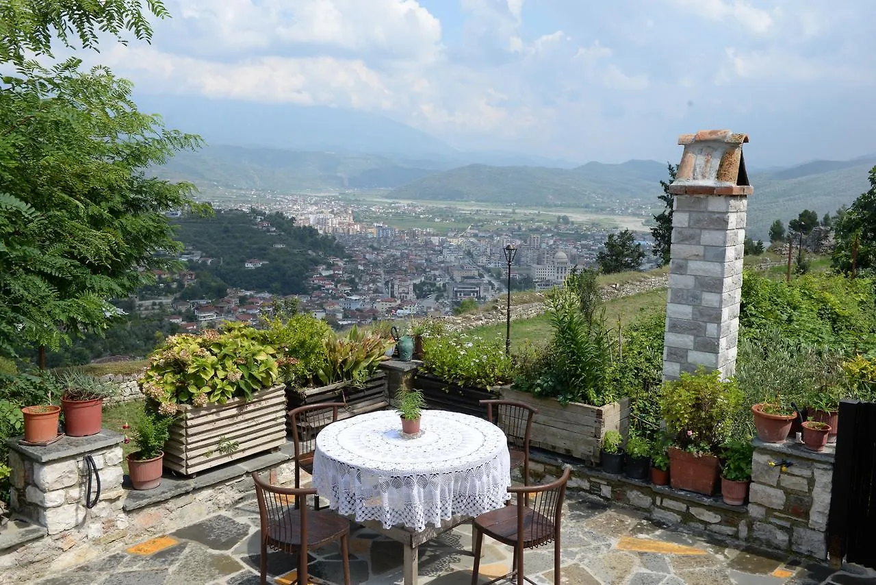 Guest House Iljesa Berat Albania