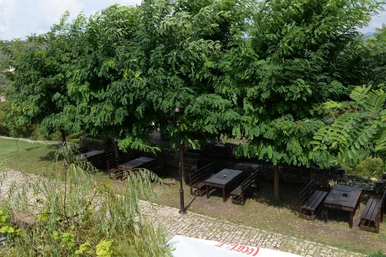 Guest House Iljesa Berat 0*,